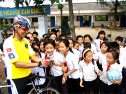 Cycling Mekong Delta