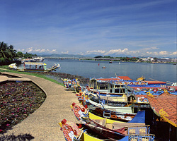 Cycling Hue, Vietnam